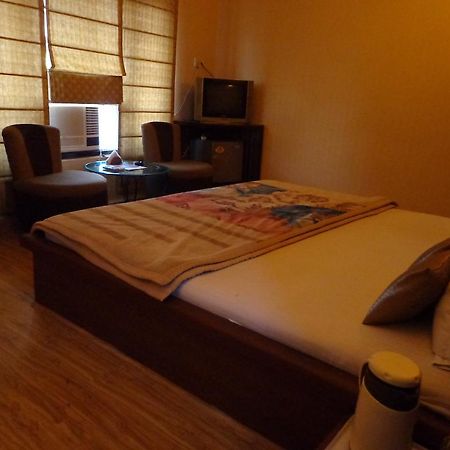 Aashyana Hotel Alwar Esterno foto