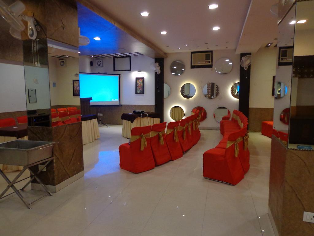 Aashyana Hotel Alwar Esterno foto