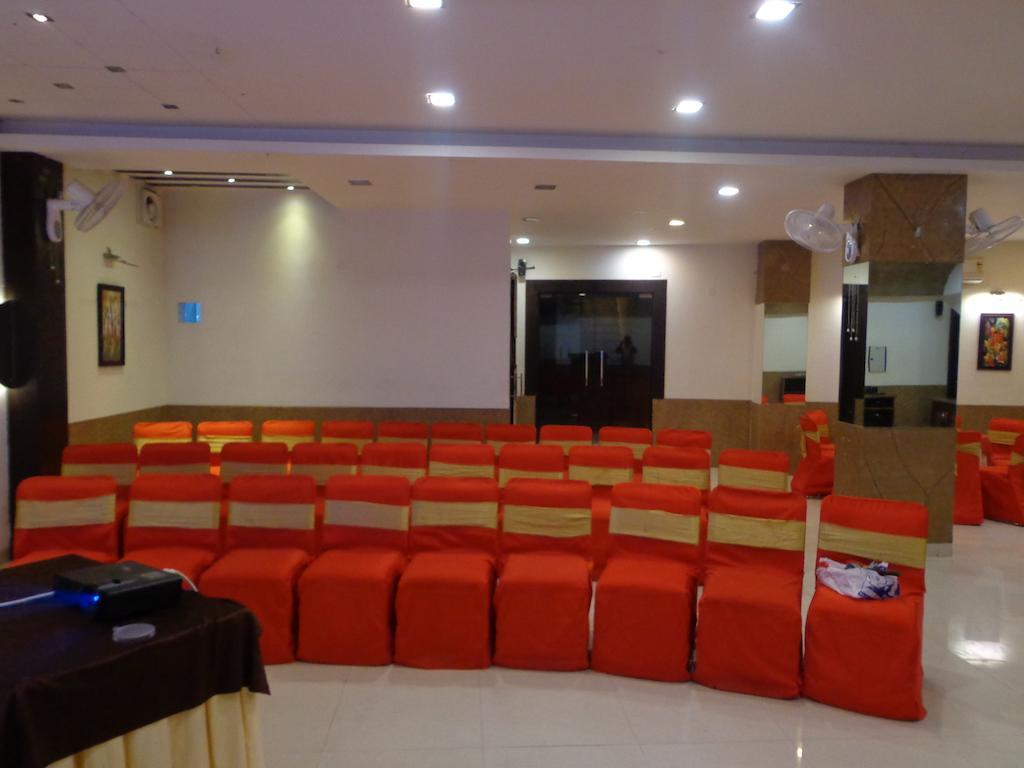 Aashyana Hotel Alwar Esterno foto